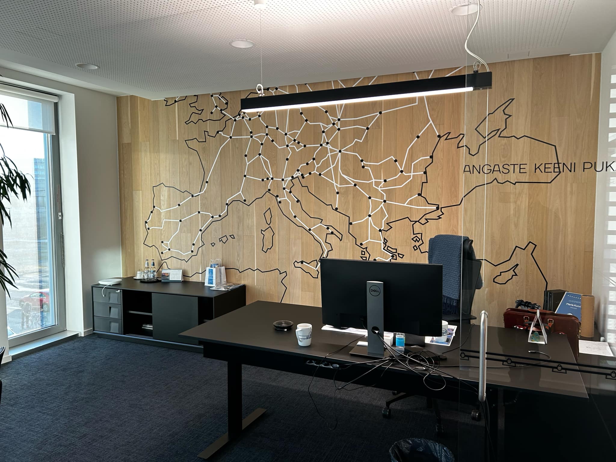 e01491b0-c952-4864-9b90-4820d97af7d9 e01491b0-c952-4864-9b90-4820d97af7d9